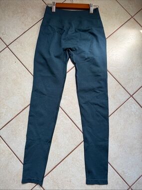Alphalete amplify Dark Teal Leggings